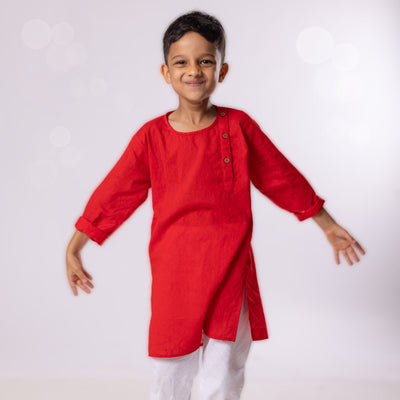 red cotton kurta for boys, side buttons, wooden buttons, round neck